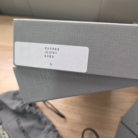 Balenciaga Silver Keychain Key Ring - Picture 12 of 16